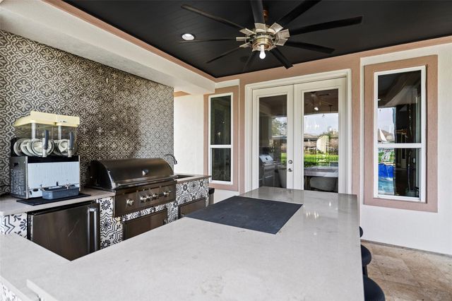 42 Shallowford Place, Tomball, TX 77375