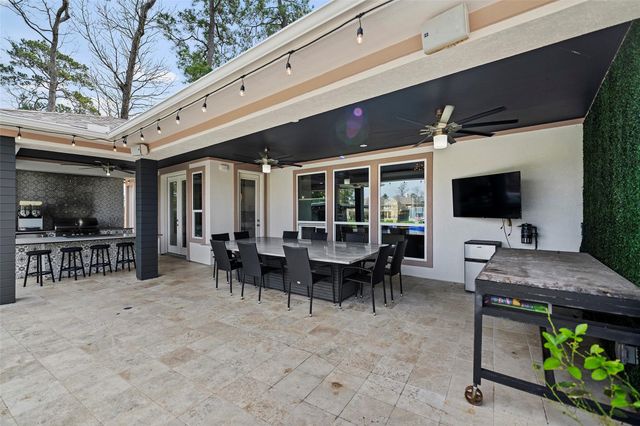 42 Shallowford Place, Tomball, TX 77375