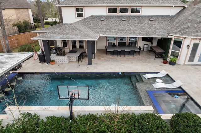 42 Shallowford Place, Tomball, TX 77375