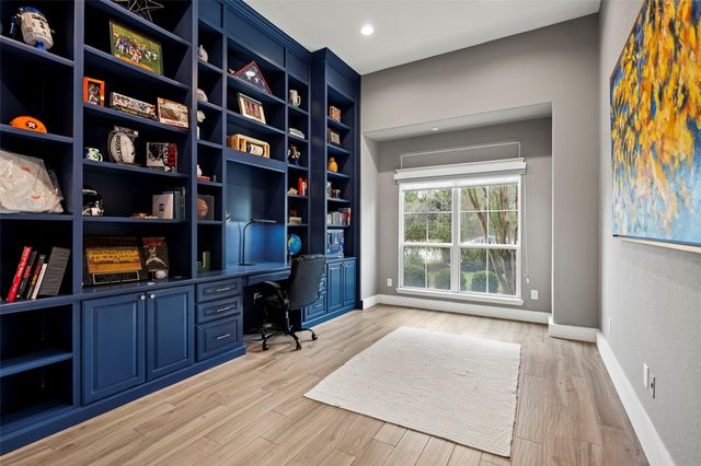 42 Shallowford Place, Tomball, TX 77375