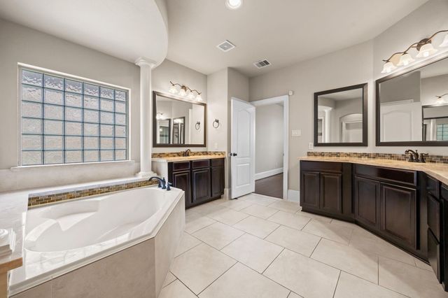 13403 Sunset Bay Lane, Pearland, TX 77584