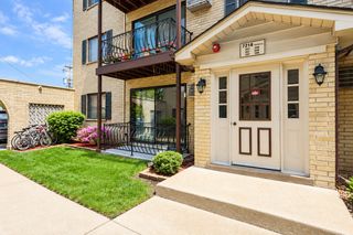 7218 W Wrightwood Avenue 107, Elmwood Park, IL 60707