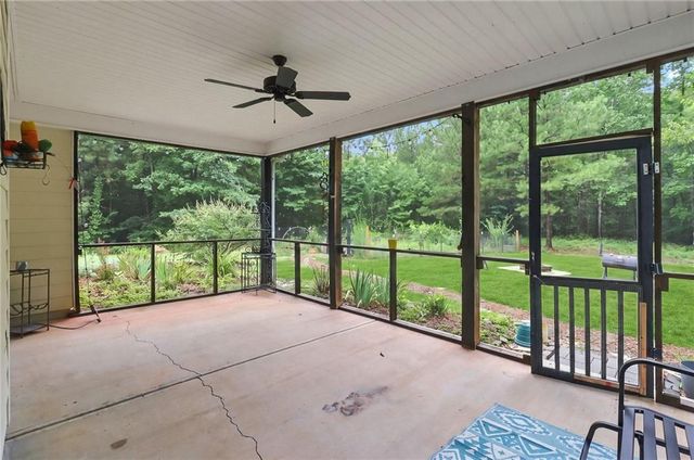 48 Cureton Lane, Moreland, GA 30259