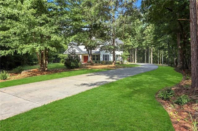 48 Cureton Lane, Moreland, GA 30259