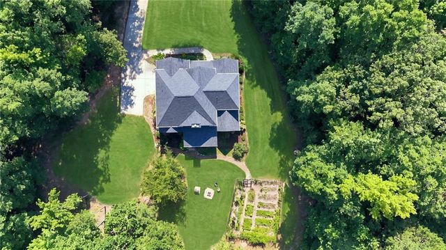 48 Cureton Lane, Moreland, GA 30259