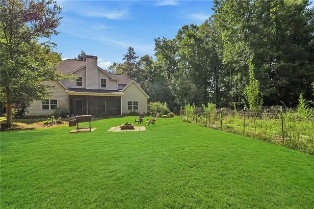 48 Cureton Lane, Moreland, GA 30259