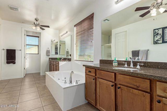 3135 E ATHENA Court, Gilbert, AZ 85297