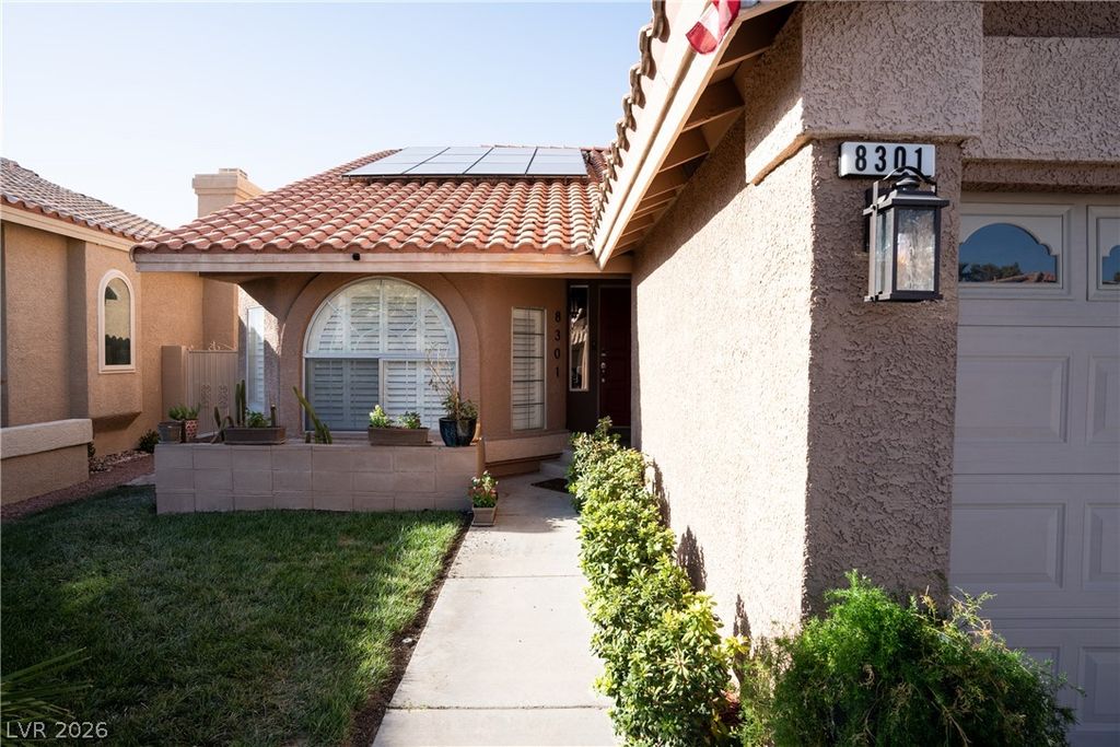 8301 Hollow Wharf Drive, Las Vegas, NV 89128 — photo 4