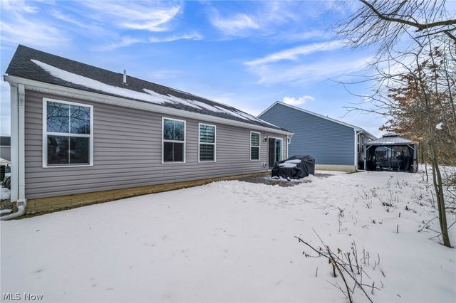 141 W Spring Drive, Elyria, OH 44035