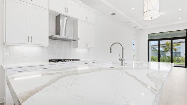 5084 Lido Key Lane, Westlake, FL 33470