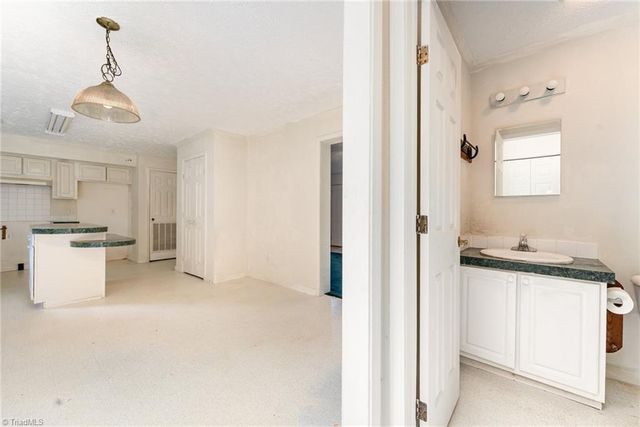 1416 Southmont Drive, Asheboro, NC 27205