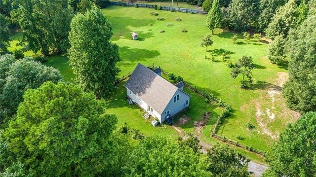 1416 Southmont Drive, Asheboro, NC 27205