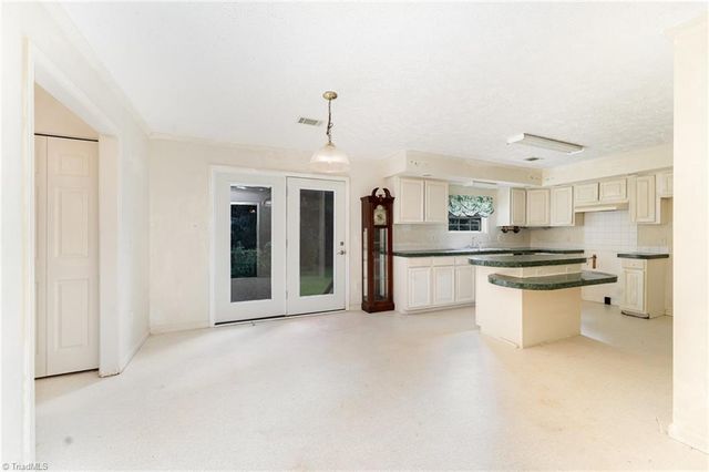 1416 Southmont Drive, Asheboro, NC 27205