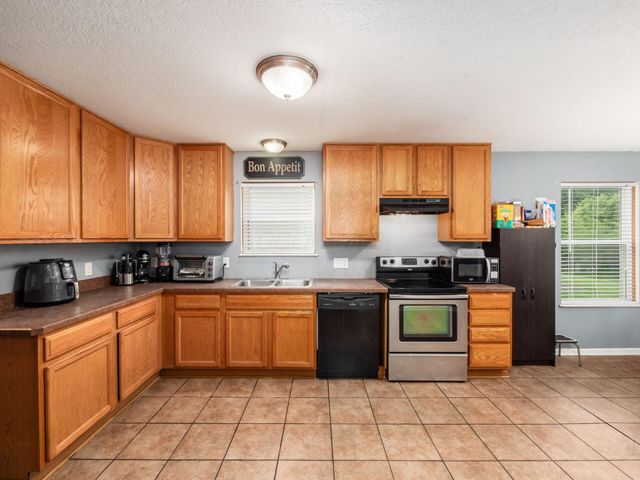 4027 Boyer Ridge Drive, Canal Winchester, OH 43110