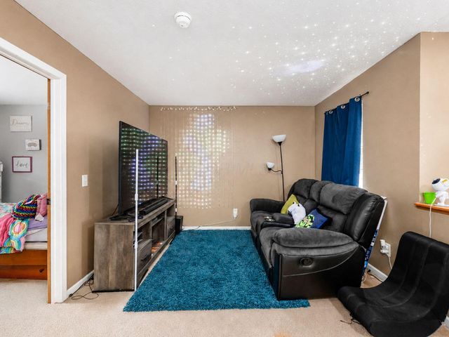 4027 Boyer Ridge Drive, Canal Winchester, OH 43110