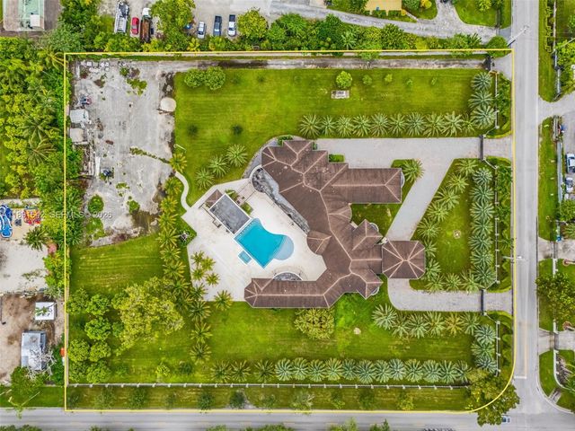 12175 SW 45th St, Miami, FL 33175