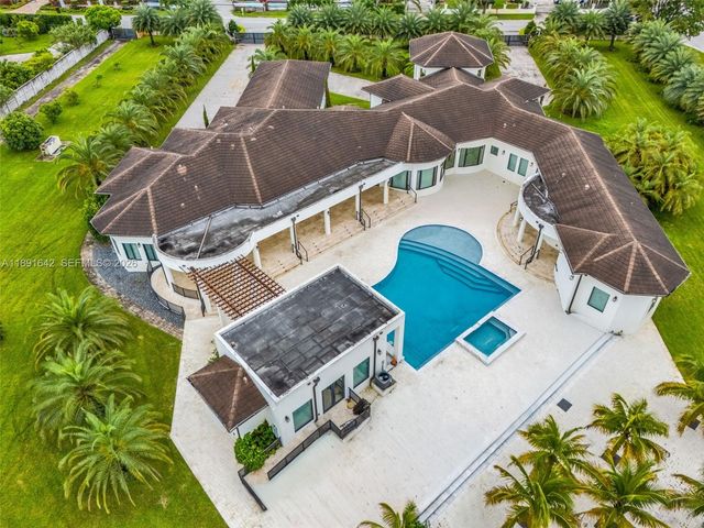 12175 SW 45th St, Miami, FL 33175