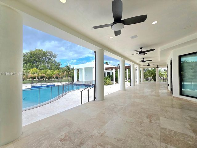 12175 SW 45th St, Miami, FL 33175