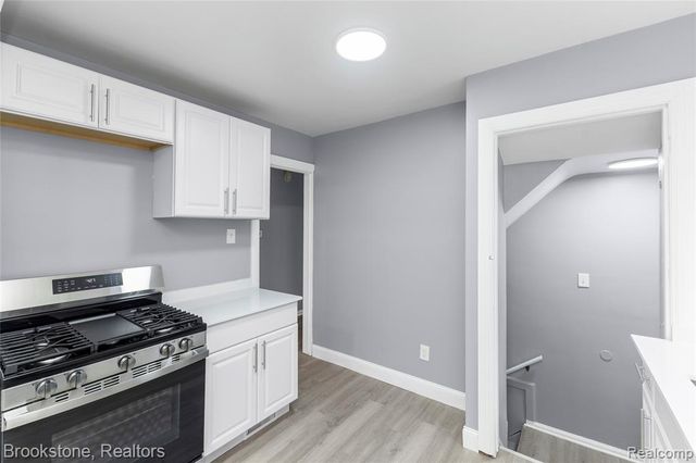 20214 Greeley Street, Highland Park, MI 48203