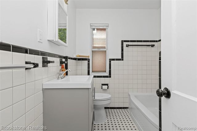 20214 Greeley Street, Highland Park, MI 48203