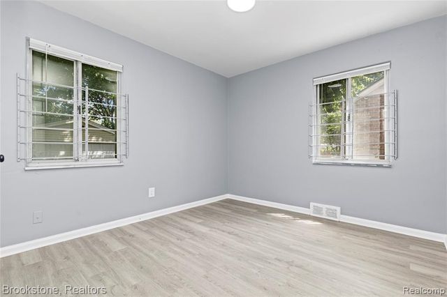 20214 Greeley Street, Highland Park, MI 48203