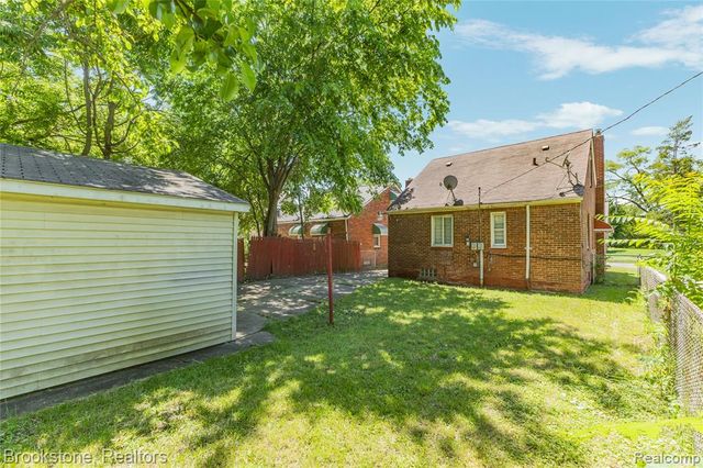 20214 Greeley Street, Highland Park, MI 48203