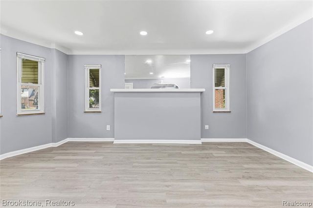 20214 Greeley Street, Highland Park, MI 48203