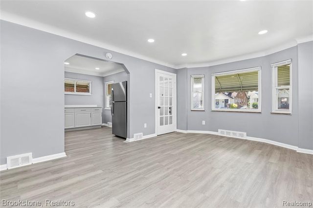 20214 Greeley Street, Highland Park, MI 48203