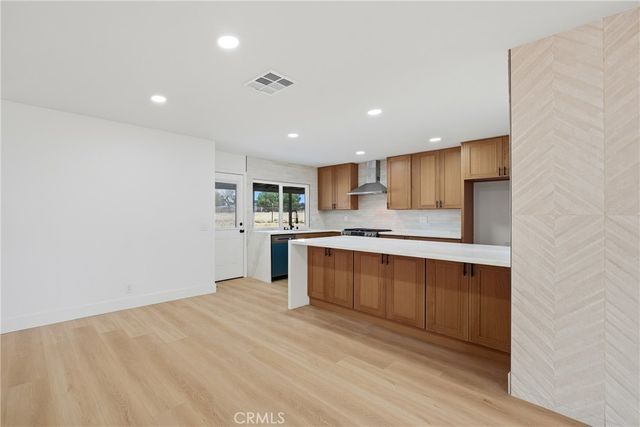 20950 Warren, Perris, CA 92570