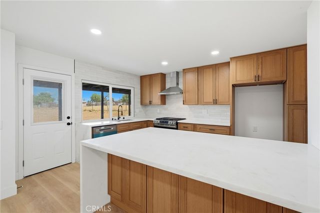 20950 Warren, Perris, CA 92570