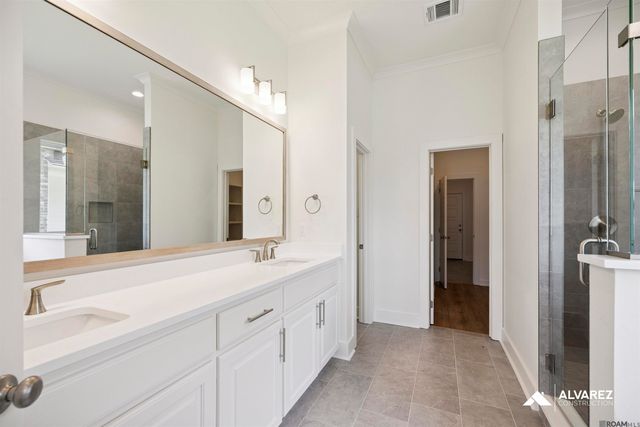 10141 Sanctuary Oaks Dr, Baton Rouge, LA 70817