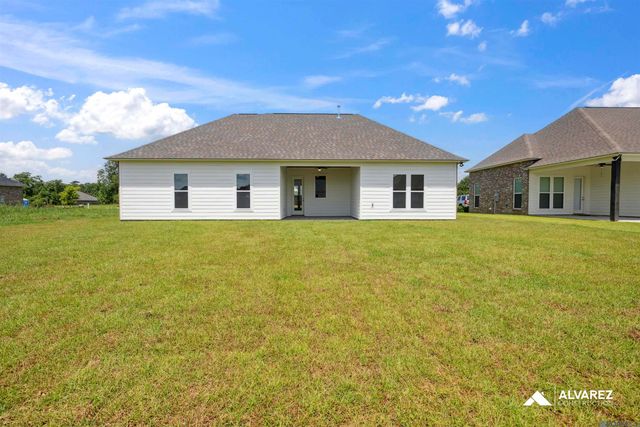 10141 Sanctuary Oaks Dr, Baton Rouge, LA 70817