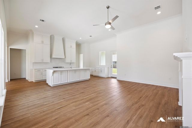 10141 Sanctuary Oaks Dr, Baton Rouge, LA 70817