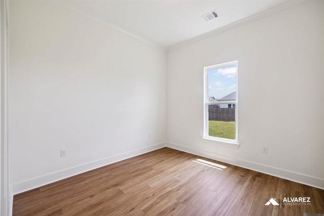 10141 Sanctuary Oaks Dr, Baton Rouge, LA 70817