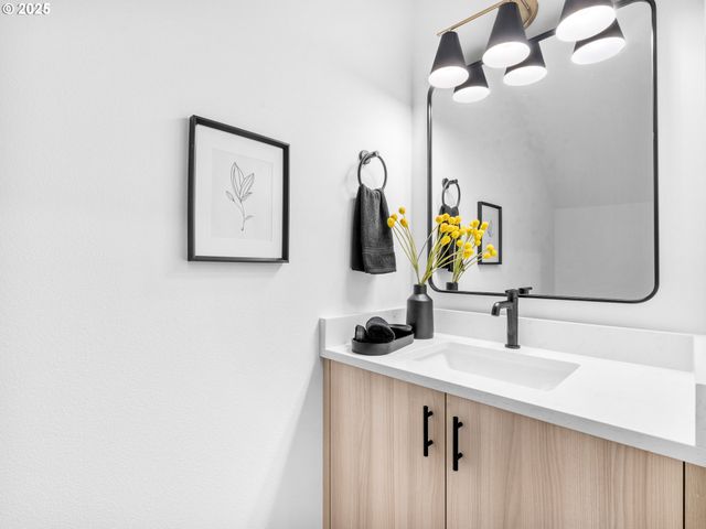 3560 N Haight Ave 6, Portland, OR 97227