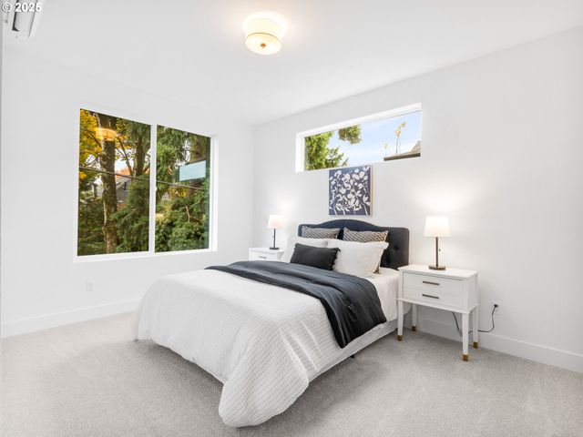 3560 N Haight Ave 6, Portland, OR 97227