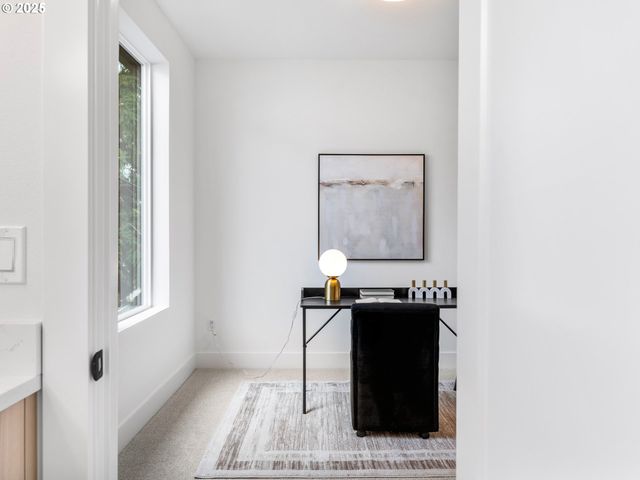 3560 N Haight Ave 6, Portland, OR 97227