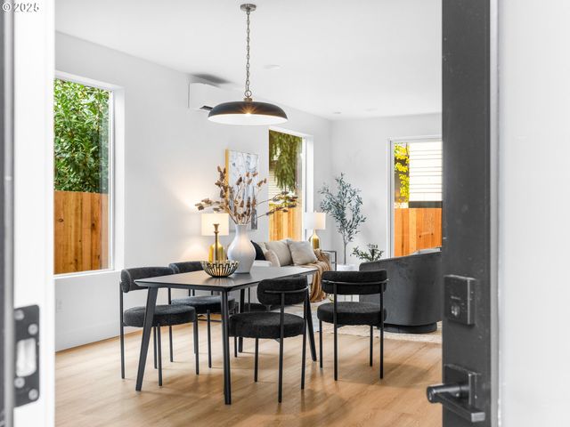 3560 N Haight Ave 6, Portland, OR 97227