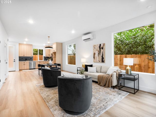 3560 N Haight Ave 6, Portland, OR 97227