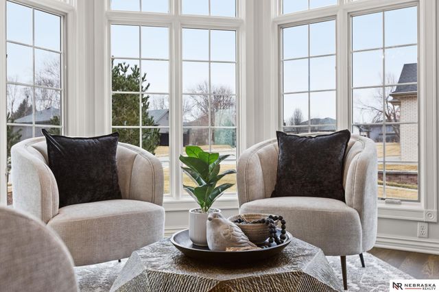 20009 Elkhorn Ridge Drive, Omaha, NE 68022