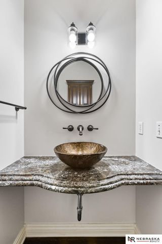 20009 Elkhorn Ridge Drive, Omaha, NE 68022