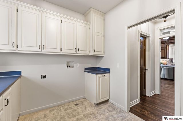 20009 Elkhorn Ridge Drive, Omaha, NE 68022