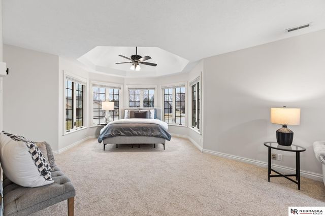 20009 Elkhorn Ridge Drive, Omaha, NE 68022