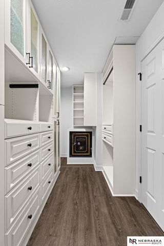 20009 Elkhorn Ridge Drive, Omaha, NE 68022