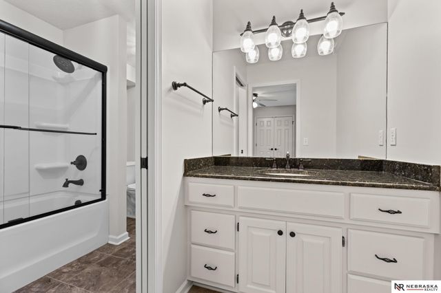 20009 Elkhorn Ridge Drive, Omaha, NE 68022