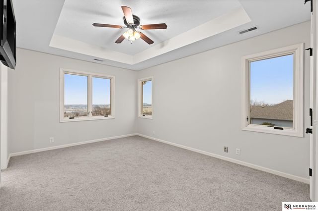 20009 Elkhorn Ridge Drive, Omaha, NE 68022