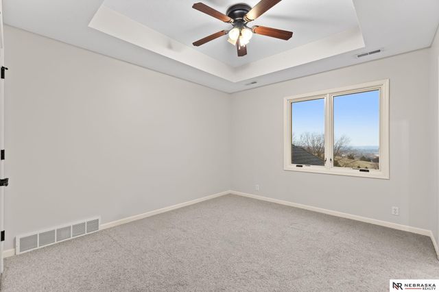 20009 Elkhorn Ridge Drive, Omaha, NE 68022