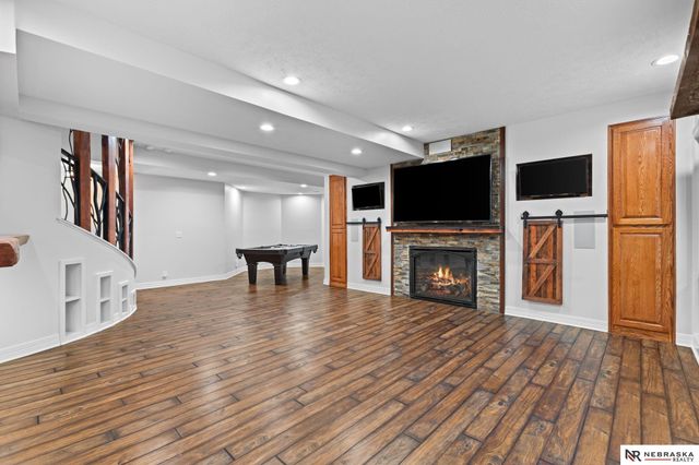 20009 Elkhorn Ridge Drive, Omaha, NE 68022