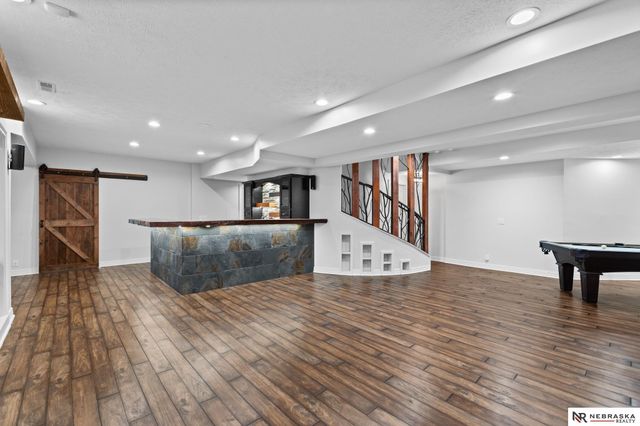 20009 Elkhorn Ridge Drive, Omaha, NE 68022