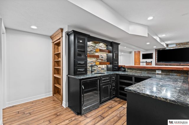 20009 Elkhorn Ridge Drive, Omaha, NE 68022